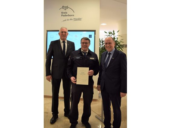 THW-Einsatzkräfte erhalten Bundesflutmedaille - Fluthilfe 2021 © Kreis Paderborn